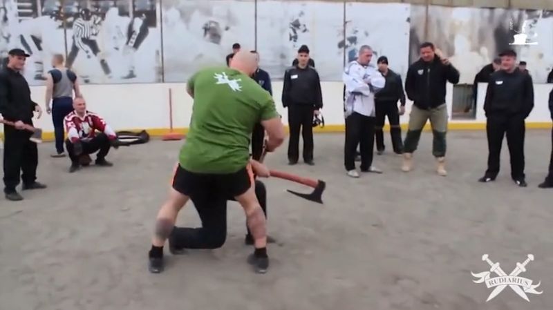 俄罗斯武术家传授特种部队的格斗技巧